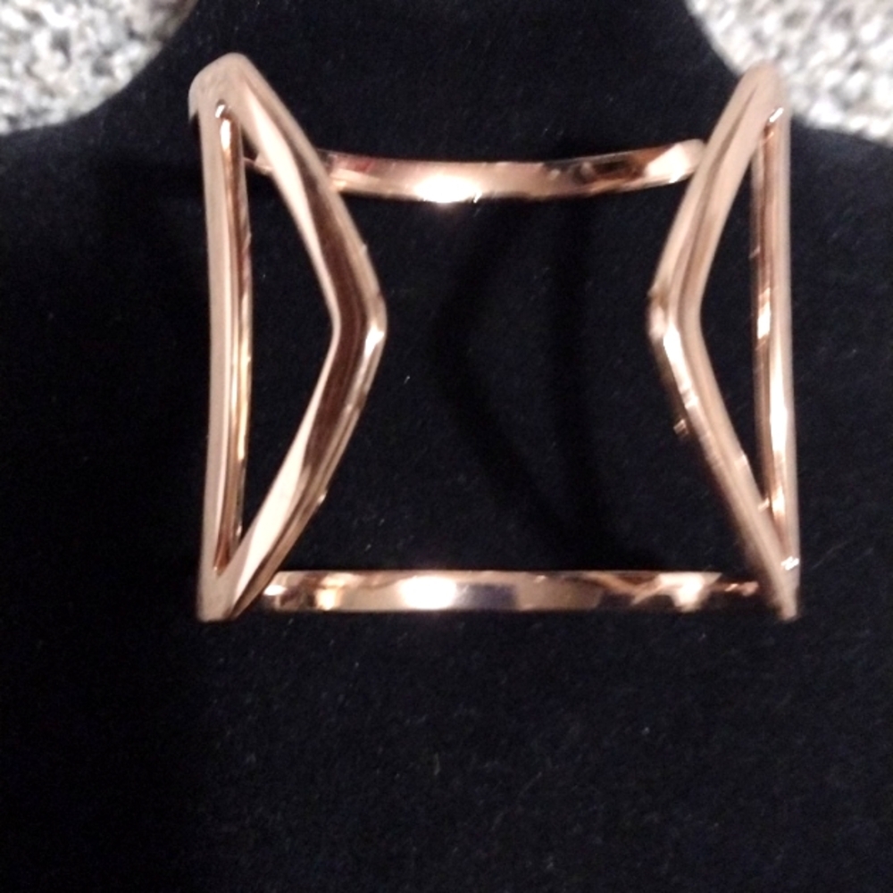 JULES SMITH OPEN WIDE ROSE-GOLD TONE CUFF FLEXIBLE BRACELET-NWOT